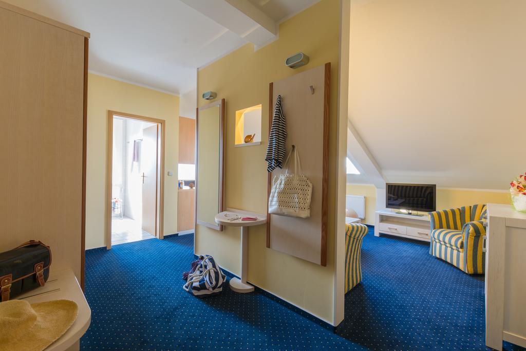 Haffidyll Garni Hotel Rerik Luaran gambar